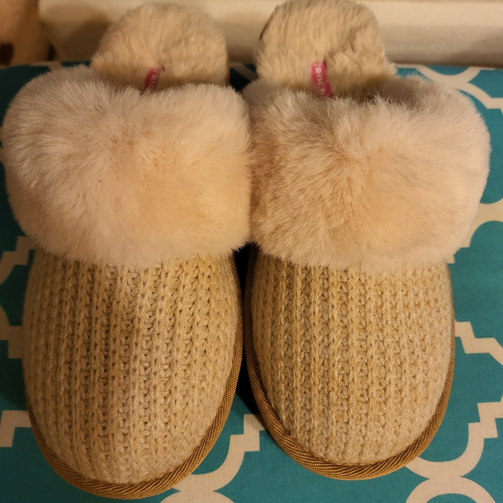 Rock & Candy Cream Knit Women's Slippers